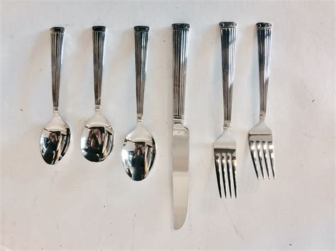 Reed & Barton Stainless Flatware Set | Flatware set, Stainless spoons, Reed & barton