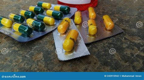 Antibiotics Capsules for Mouth Pain Relief. Stock Photo - Image of unique, drugs: 243915942