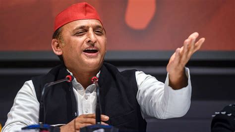 Won’t get vaccinated since I don’t trust BJP’s vaccine: Akhilesh Yadav