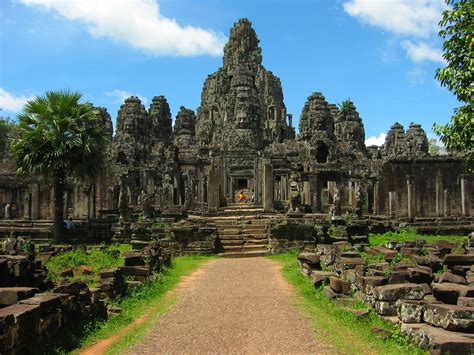 Angkor Thom Royal City | Well Known Places