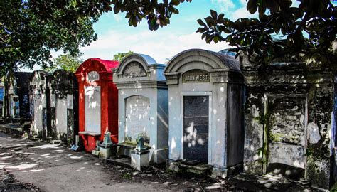 Lafayette Cemetery No. 1, New Orleans - FrightFind