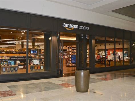 Amazon writes another chapter in Austin with debut of new bookstore in the Domain | kvue.com