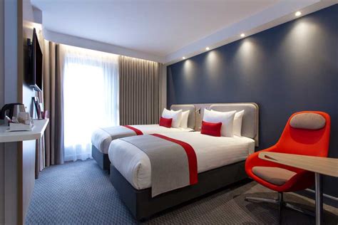 Holiday Inn Express London-Royal Docks | englandrover.com