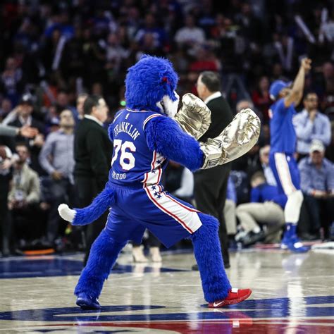 Who is the Sixers Mascot? Franklin the Dog | Philadelphia 76ers