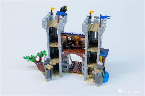 LEGO Creator 31120 Medieval Castle - TBB Review-RNK36-10 - The Brothers Brick | The Brothers Brick