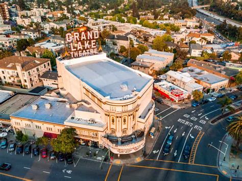 Grand Lake Theatre - Bay Area's Best Movie Venue - EZMoments