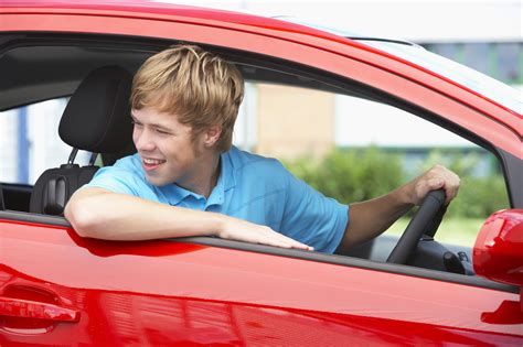 Demonstrate Good Driving Skills if You Want Your Teen Driver to be a Safe Driver - The News Wheel