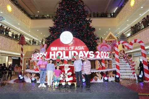 A very merry gingerbread Christmas at SM MOA | BMPlus