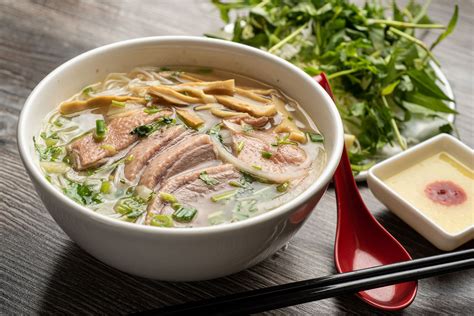 Pho Ga District’s Chicken Pho Dazzles Rosemead’s Lunchtime Crowd - Eater LA