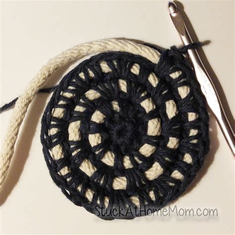 HOW TO Crochet a Rope Basket - an Actual Tutorial with Pictures in ...