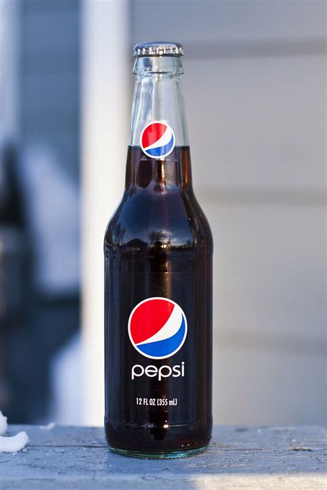 12 fl oz Pepsi in glass bottle (USA) - WITH SUGAR!!! | Flickr