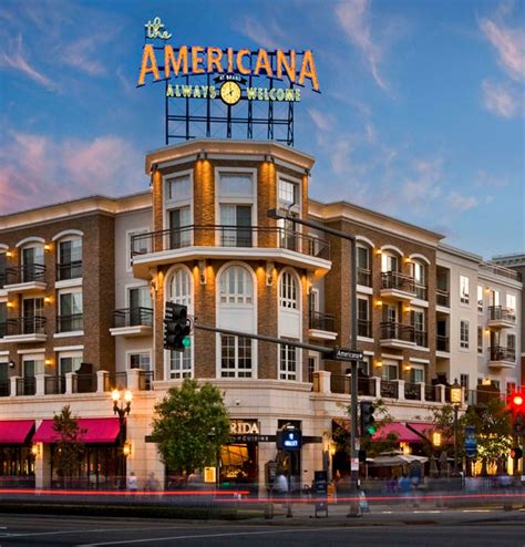 Americana Glendale is such a fun place to go either with kids, date night or the girls!!! www ...