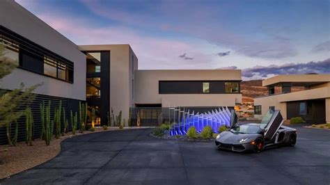 This Desert Mega Mansion In Nevada Has Space For 18 Supercars