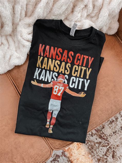 TRAVIS KELCE – Townie Tees Mo