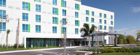 Winter Haven Hotels in FL near Legoland | Courtyard Winter Haven