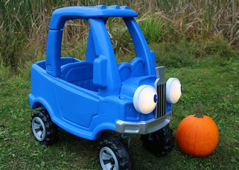 Here Comes The Fun: Little Blue Truck Halloween Costume