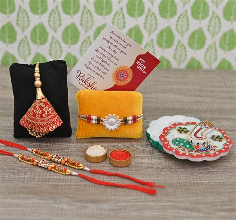 Rakhi with gifts for brother : Sent Rakhi with Premium quality Gifts