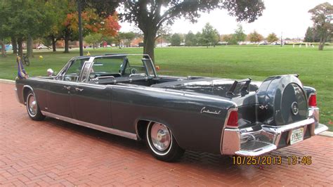 1961 Lincoln Continental Parade Limousine by Hess & Eisenhardt: PRESIDENTIAL KENNEDY | Lincoln ...