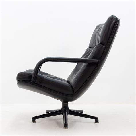 Black leather lounge chair by Geoffrey Harcourt for Artifort | #99185