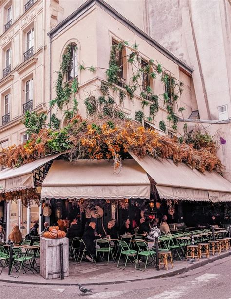 20 Cute Cafes in Paris - The Spots You Shouldn't Miss