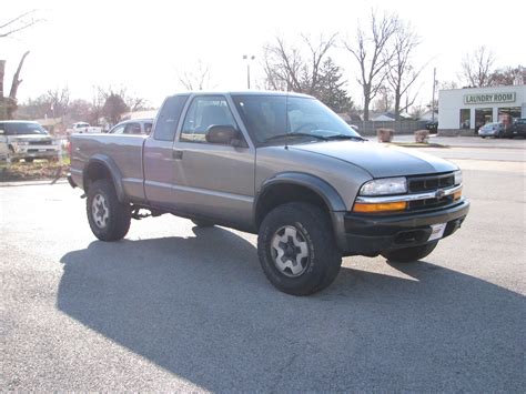 Pre-Owned 2000 Chevrolet S10 Pickup 4WD Ext Cab Standard Bed in Coal Valley #CV300900 | Bastian ...