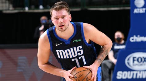 Mavericks' Luka Doncic out Friday with back tightness | NBA.com