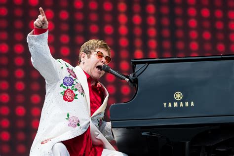 Elton John set to make statement about future of his career | The Independent