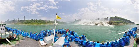 Niagara falls - boat ride 360 Panorama | 360Cities