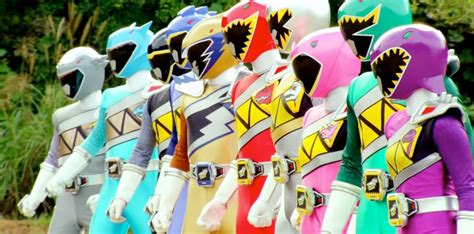 Power Rangers Plot Details: Villains, Mythology and More