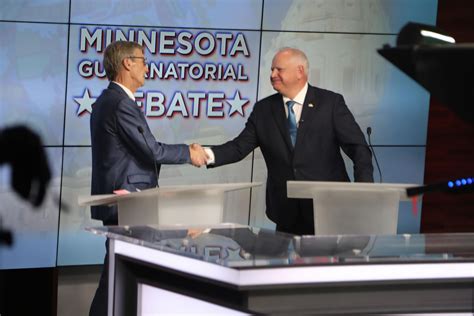 Minnesota gubernatorial candidates go on attack in debate | AP News