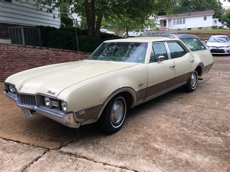 68 Oldsmobile Vista Cruiser (Thayer, MO) | OldsmobileCENTRAL.com