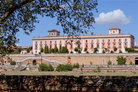 Un tesoro del Neoclásico, el Palacio de Boadilla - Grupo Abrasador