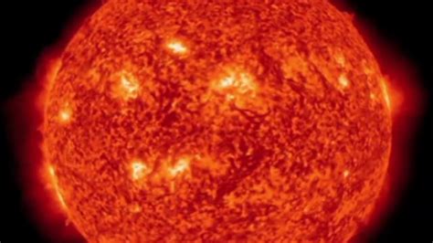 NASA: Powerful solar flare captured in satellite images | CW39 Houston