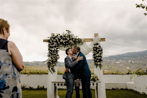 The Chronicles: Same-sex Wedding at Quinta da Pacheca in Portugal