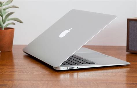 MacBook Air 13 Inch MQD32PP/A (2017) price in Kenya. Ship From USA to Kenya | Kentex Cargo