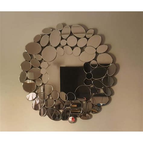 Decorative Wall Hanging Mirror-SoUnique.PK