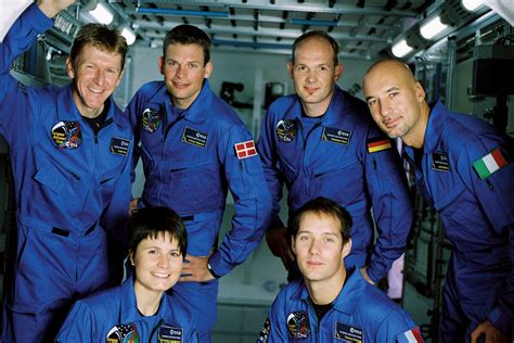 Space in Images - 2010 - 03 - Europe's new astronauts