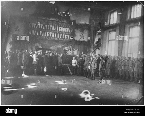 Lenin addresses a surprisingly small gathering of Red Army soldiers. Date: April 1919 Stock ...