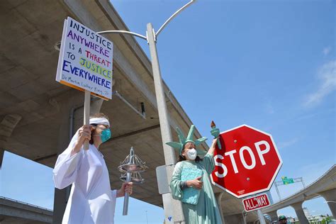 Milwaukee Pride marches in solidarity with Black Lives Matter ...