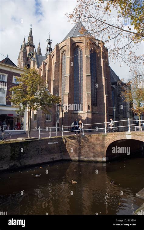 Rear view of The Old Church oude Kerk in Delft The Netherlands Stock Photo - Alamy