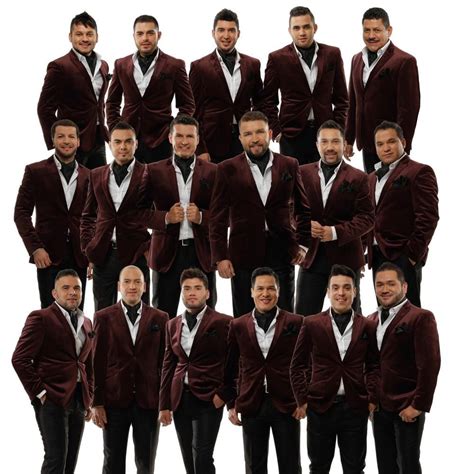 Y LLEGASTE TU - Banda El Recodo De Cruz Lizárraga - LETRAS.COM