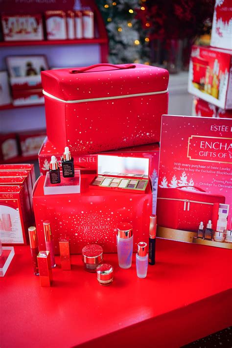 Estee Lauder unveils their Gifts of Wonder Sets for the 2022 Holiday ...