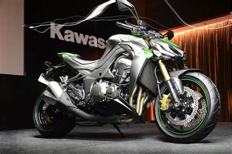 Kawasaki Z1000, Ninja 1000 launched at Rs 12.5 lakh - Autocar India