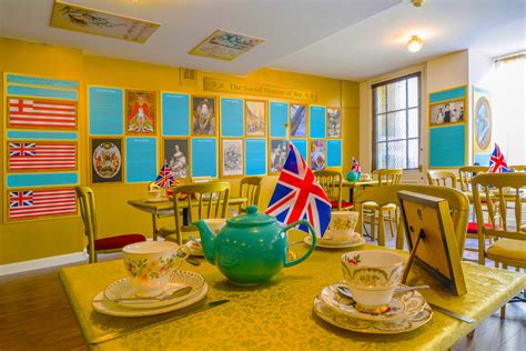 Teatime Masterclass - The British Tea Museum - Celebrating the customs & manners of British Teatime