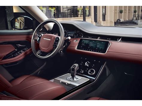 2023 Land Rover Range Rover Evoque: 46 Interior Photos | U.S. News