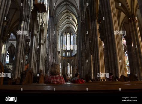 Cologne cathedral interior hi-res stock photography and images - Alamy