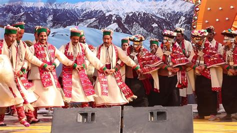 Nati traditional folk dance of Himachal Pradesh - YouTube