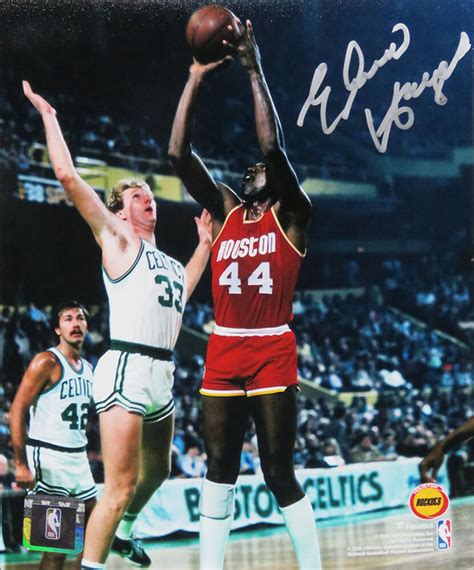 Elvin Hayes Signed Houston Rockets Shooting Against Larry Bird 8x10 Photo