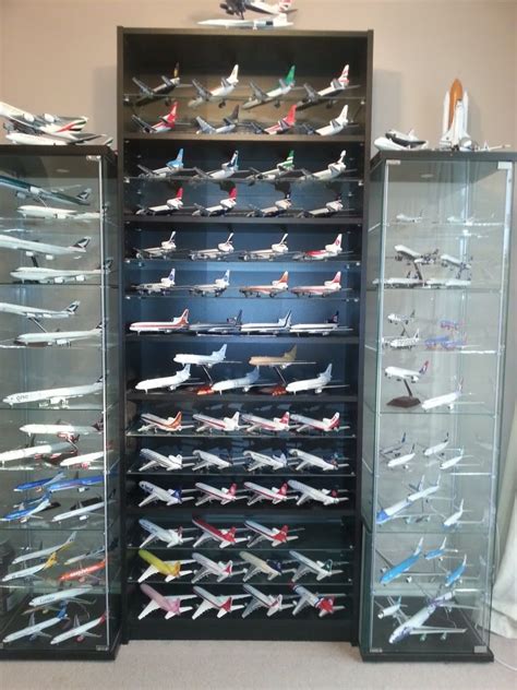 Best way to display your models | Glass cabinets display, Airplane decor, Model airplanes display