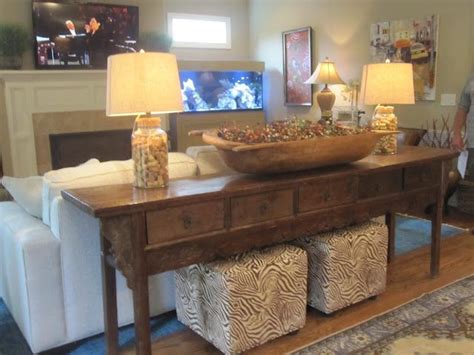 lamps on console behind sofa Google Search | Sofa table decor, Console ...
